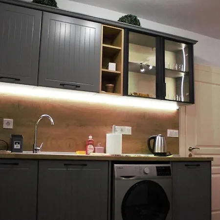 아파트 Tahoma - център 바르나