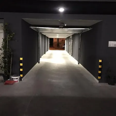 Tahoma - център Varna