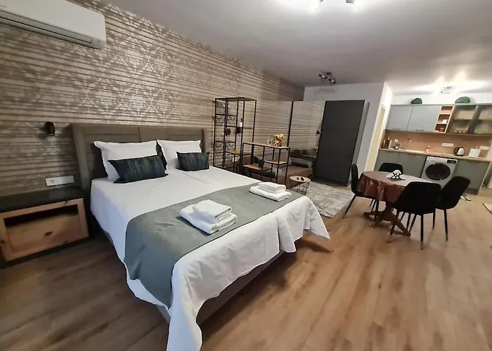 Tahoma - център Varna